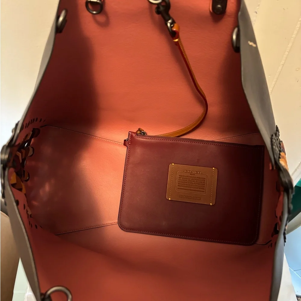 Brown and Burgundy Coach 1941 Rouge tote/ Crossbody Bag with detachable Pouch - Picture 11 of 12